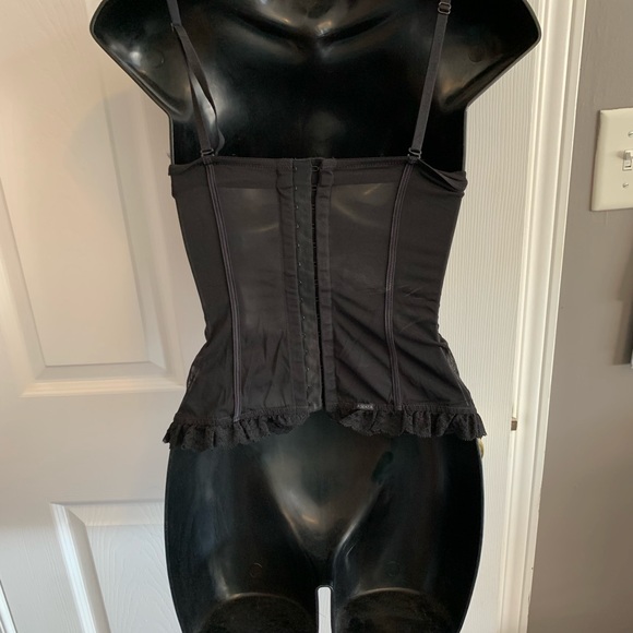 2/20$ 🛍️ La Senza Bra - Picture 2 of 6